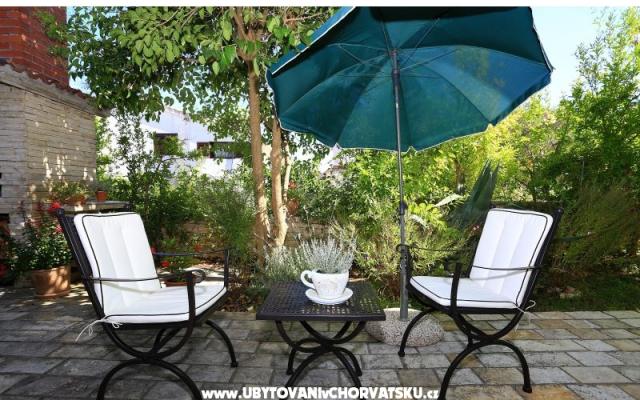 Casa Oleander  – Hébergement île Ugljan Croatie