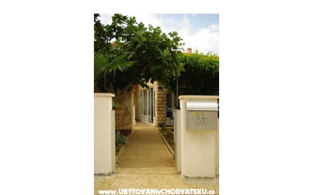 Appartements Ivica Serdarušić – Hébergement île Vir Croatie