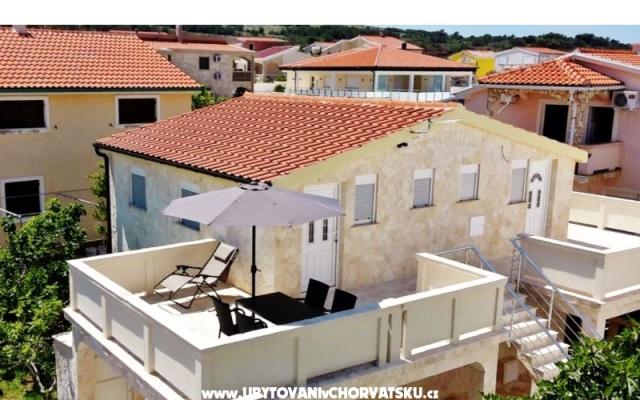 Appartements Leo – Hébergement île Vir Croatie