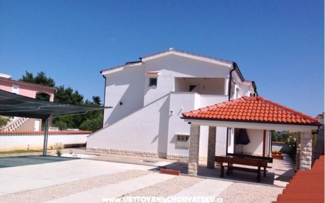 Apartmani Nono Ive – Hébergement île Vir Croatie