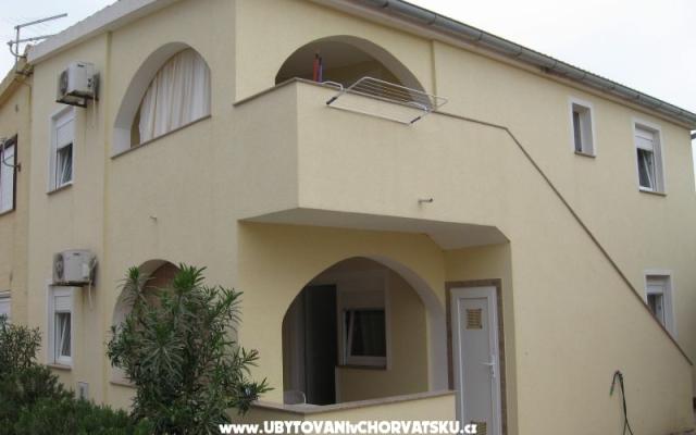 Apartmani otok Vir – Hébergement île Vir Croatie