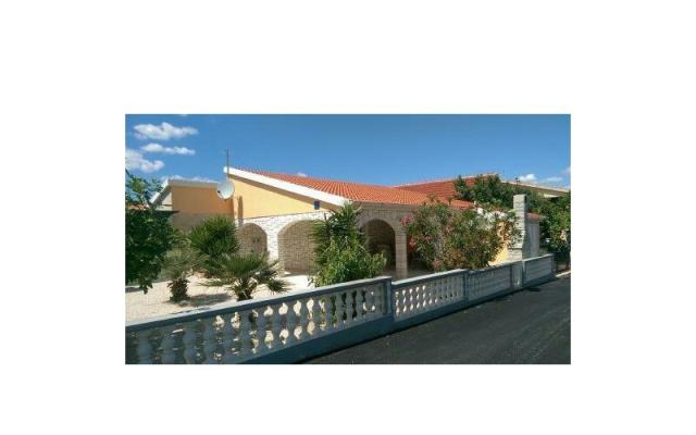Maison de vacances Venus – Hébergement île Vir Croatie