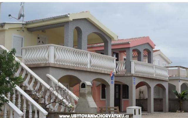 Pahert beach apartment – Hébergement île Vir Croatie
