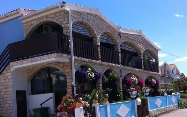 Petra apartmani – Hébergement île Vir Croatie