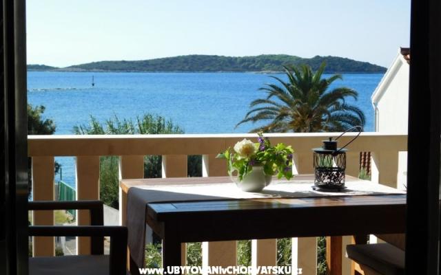 Vis - Appartements Utrobicic – Hébergement île Vis Croatie