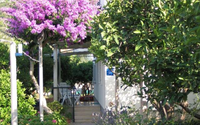 Leandra Chambres &amp; Appartement – Hébergement île Vis Croatie