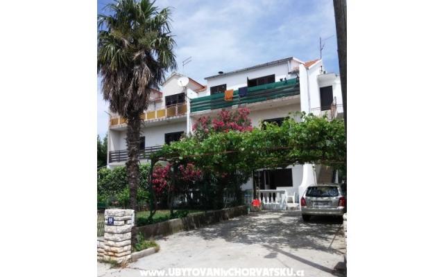 Appartement Mirak – Hébergement Vodice Croatie
