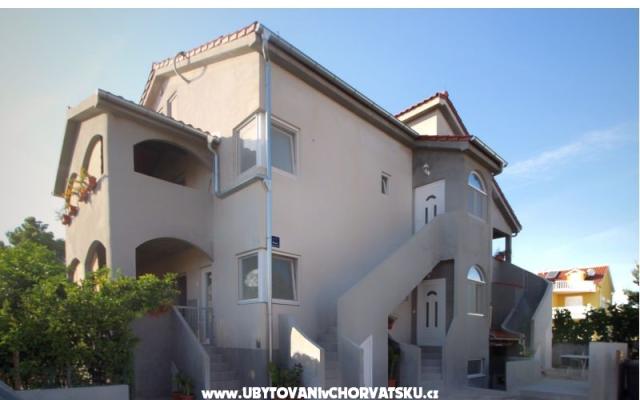 Apartmani Banović Vodice  – Hébergement Vodice Croatie