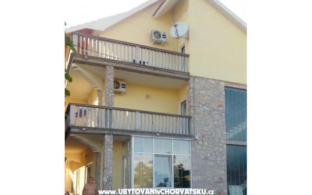 Appartements i sobe Štrus – Hébergement Vodice Croatie