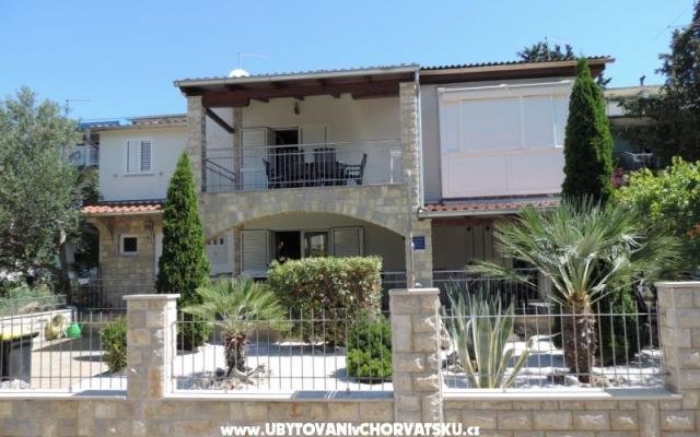 Apartment Veronika – Hébergement Vodice Croatie