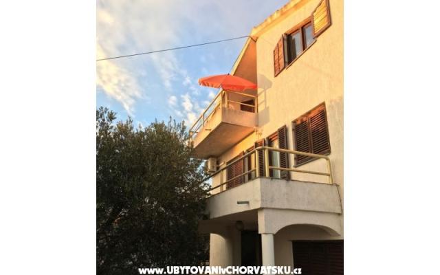 Appartements Neptun and Jupiter – Hébergement Vodice Croatie