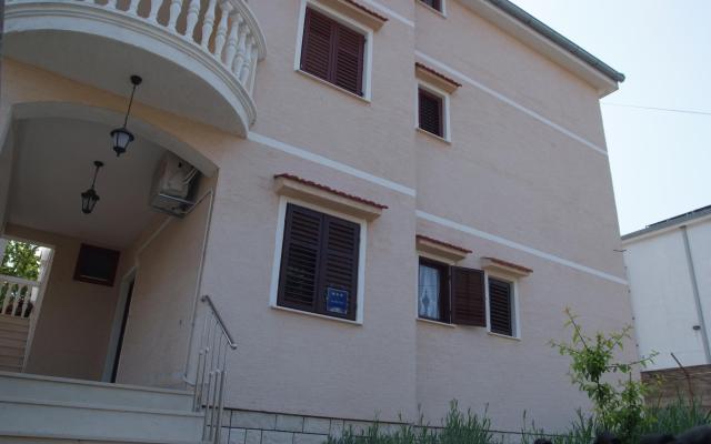 Appartements Cah – Hébergement Vodice Croatie