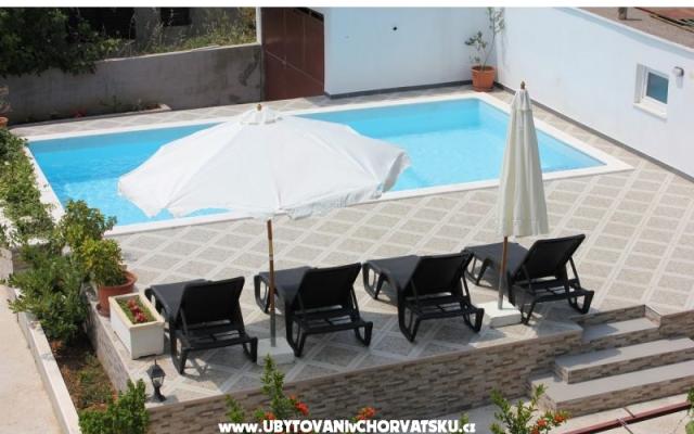 VodiceTurist     – Hébergement Vodice Croatie