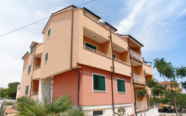Pansion House Hrga – Hébergement Vodice Croatie