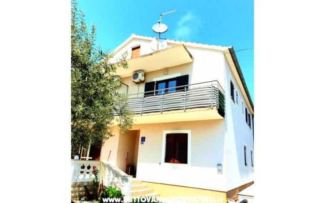 Apartmani Grubelic – Hébergement Vodice Croatie