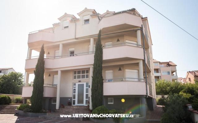 Villa Lovas – Hébergement Vodice Croatie