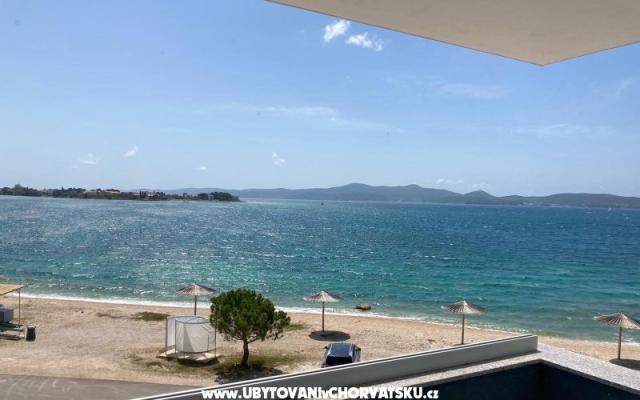 Crowonder Sunny Bay – Hébergement Zadar Croatie