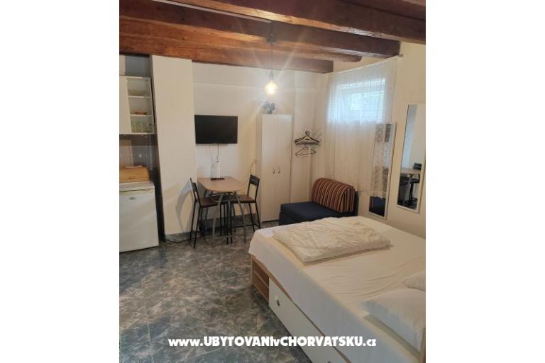 Krivini dvori – foto 12