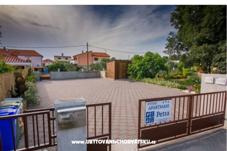 Studio apartmani Petra – foto 2