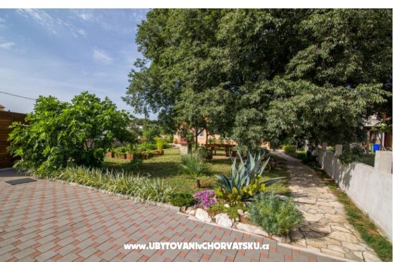 Studio apartmani Petra – foto 4