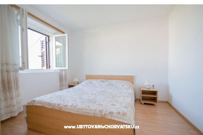 * Dvori * – foto 13