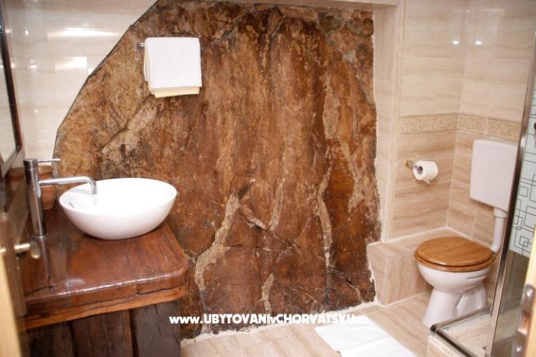 Stone Brela- swimming pool, grill – foto 12