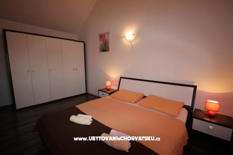 Stone Brela- swimming pool, grill – foto 7