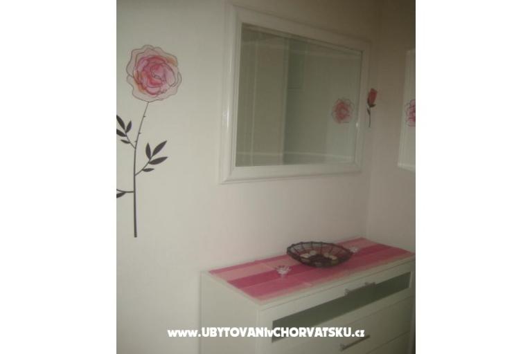 Appartements Roje Sv. Filip i Jakov – foto 6