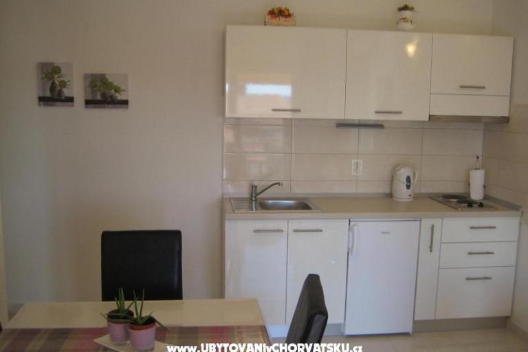Appartements Roje Sv. Filip i Jakov – foto 7