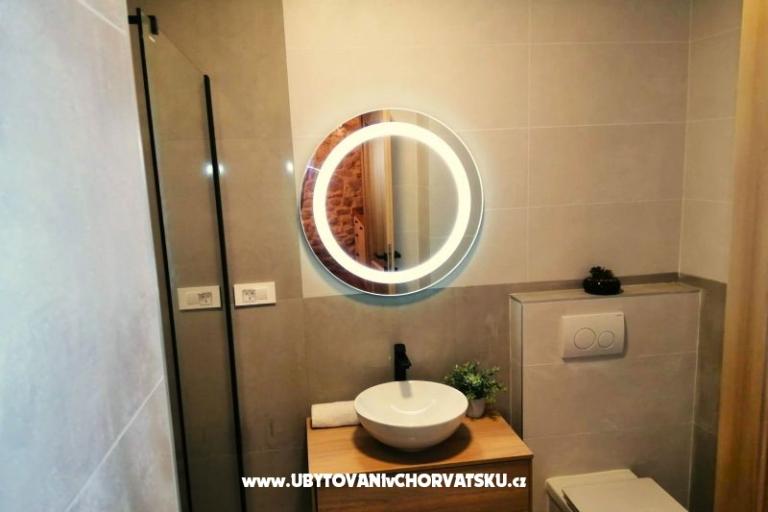 Dalmatinska kamena kuća – foto 25