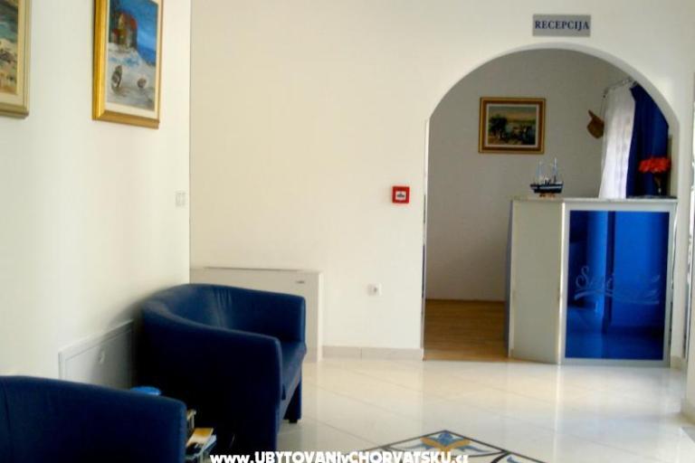 Vila Smirna 4*  avec piscine  – foto 16