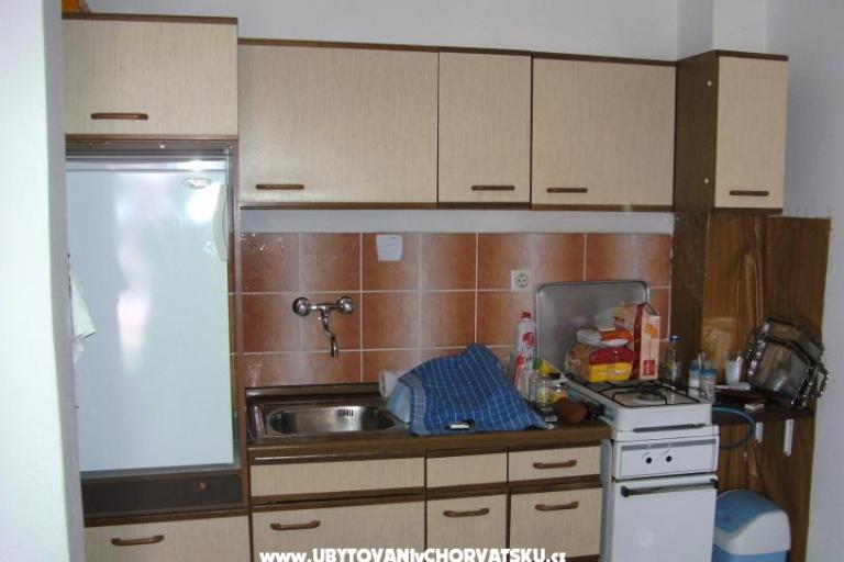 Appartements &amp; rooms Brist – foto 12