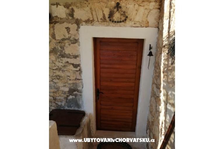 Maison en pierre za odmor Ostojić – foto 20
