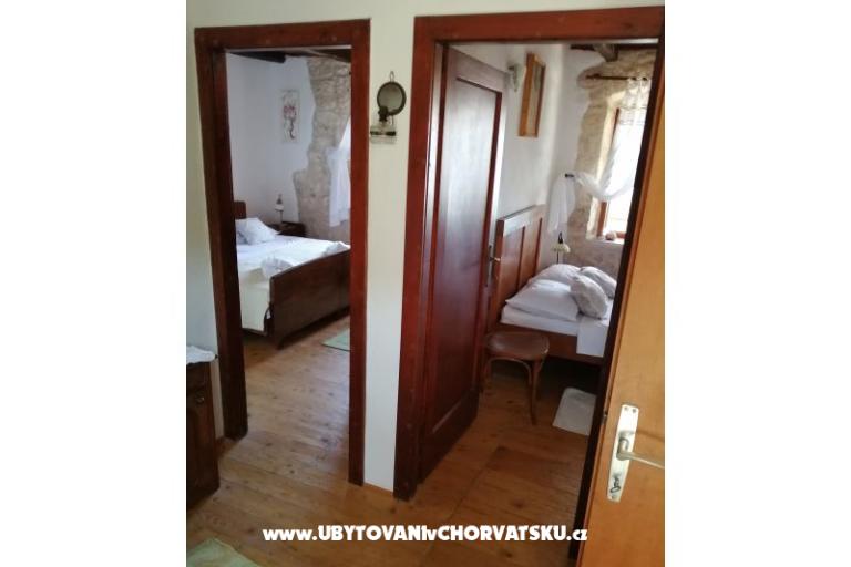 Maison en pierre za odmor Ostojić – foto 21