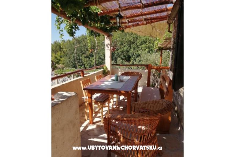 Maison en pierre za odmor Ostojić – foto 8