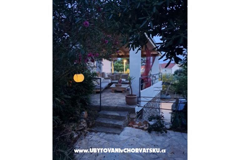 PRIVATE JACUZZI Sea View Maison  – foto 11