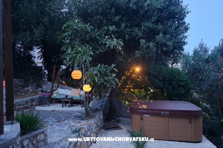 PRIVATE JACUZZI Sea View Maison  – foto 7