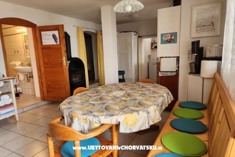 Appartement Karlobag – foto 4