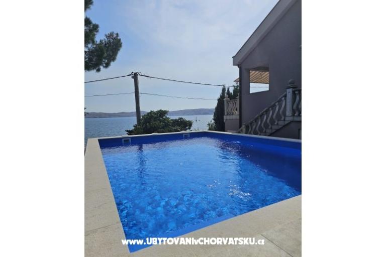 Beachfront Appartements Baricevic wit – foto 18