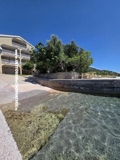 Beachfront Appartements Laszlo – foto 9