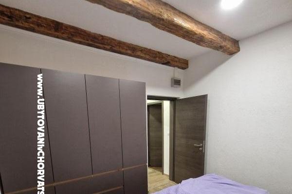 Villa Robert 2 avec piscine Cesarica – foto 18