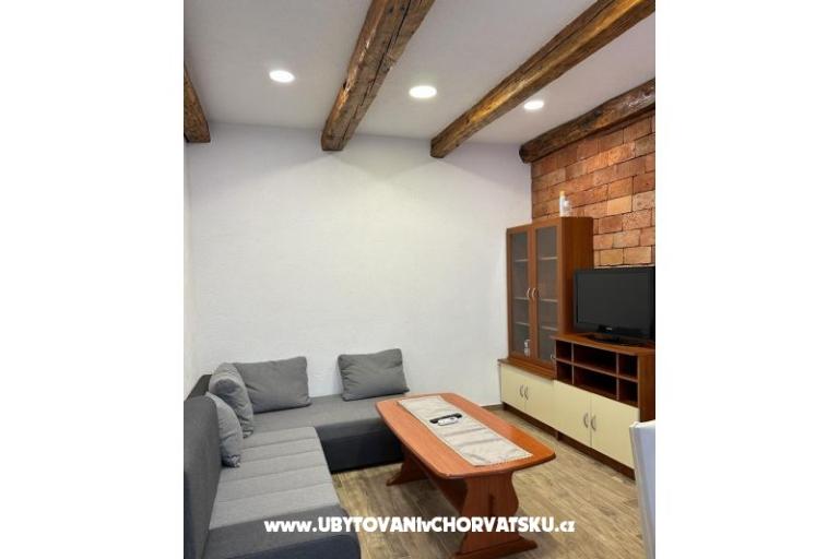 Villa Robert 2 avec piscine Cesarica – foto 4