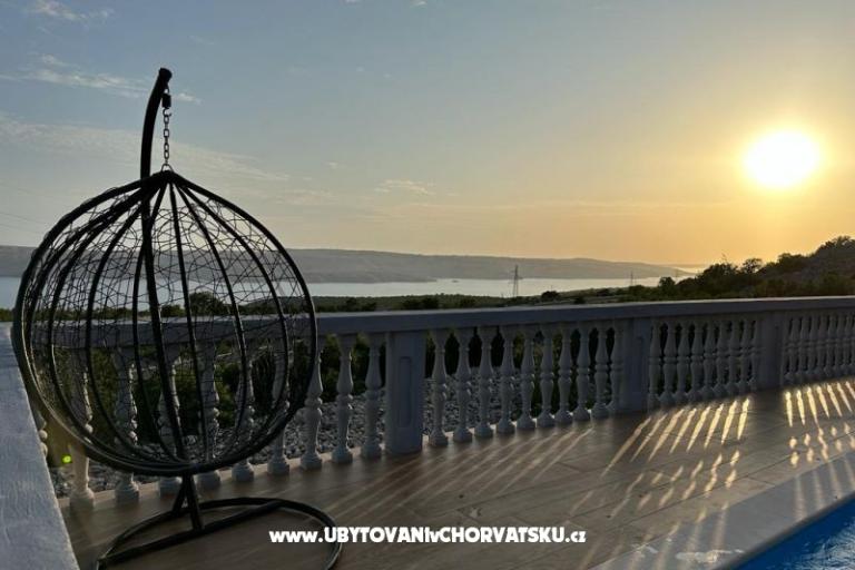 Villa Robert 2 avec piscine Cesarica – foto 9