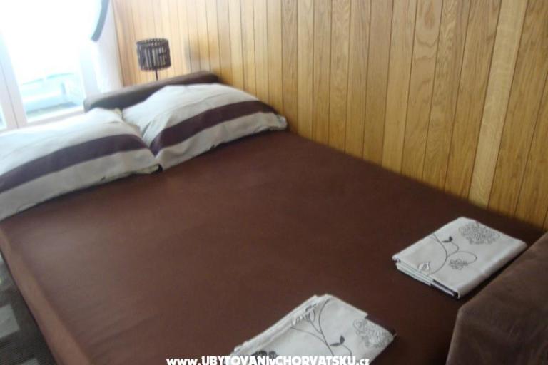 Appartement Šarić – foto 2