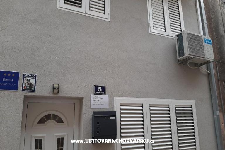 Holiday Home Sara- Kastel Stafilic – foto 3