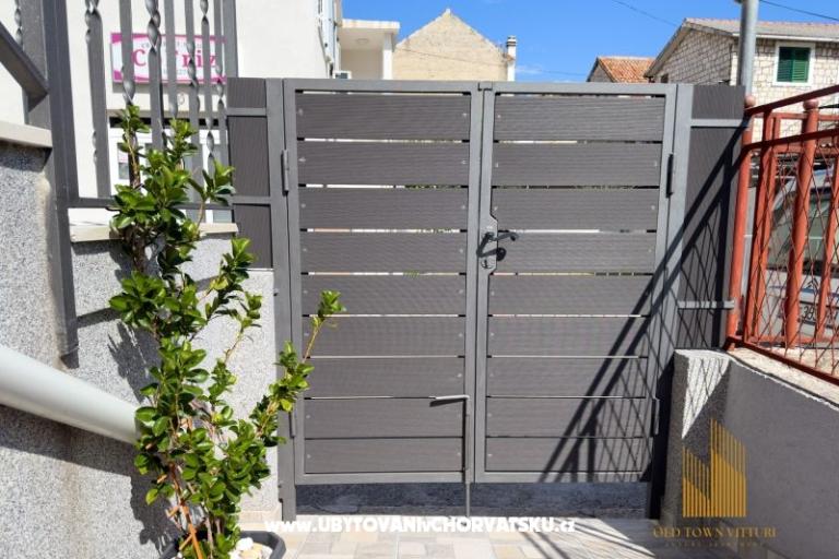 Town center Viturri Luxury apartman – foto 15