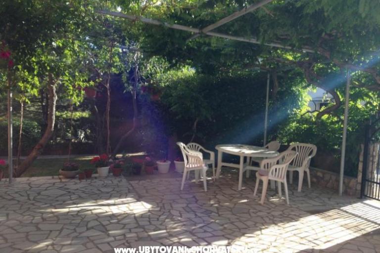 Apartm. Vlahinić Mirjana i Valerija – foto 4