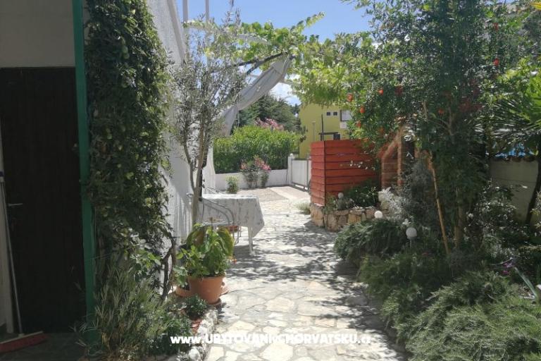 Studio Appartements Cene – foto 4