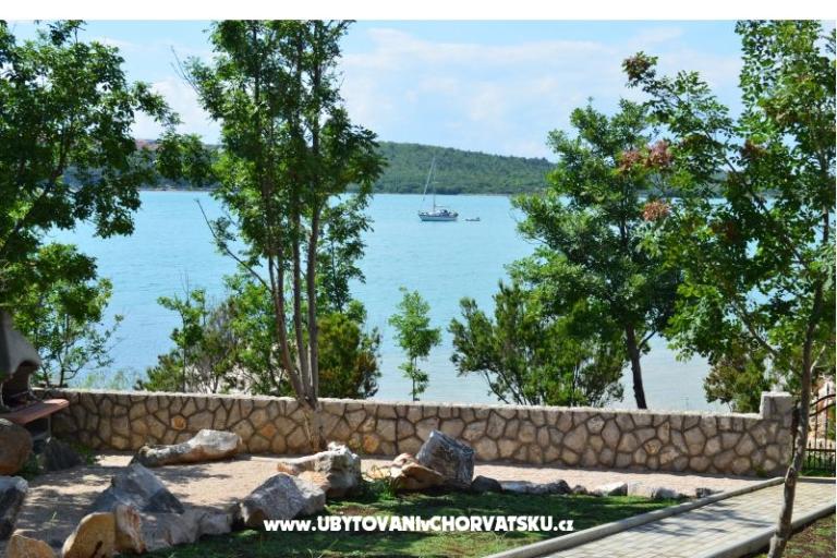 Villa Klimno direct sur la plage – foto 16