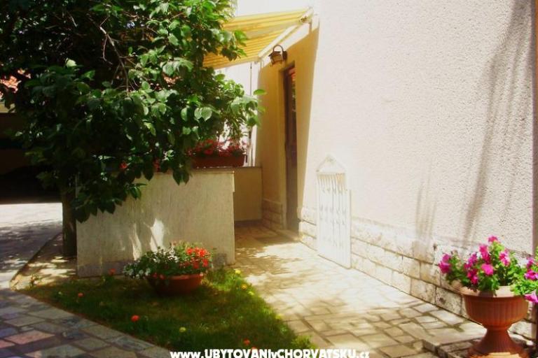 Appartement Mihael + free boat trip – foto 15